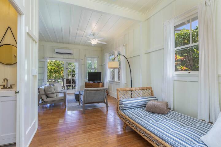 Kuuipo Hale, short walk to Hanalei Bay! TVNC #1159 gallery image 5