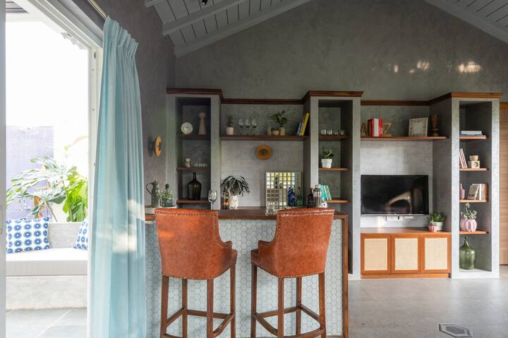 Living room image 9