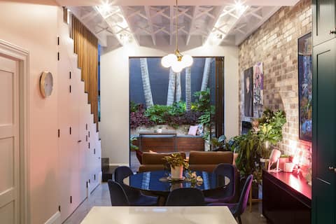 Popular Airbnb listing: Award-winning 5-star central Sydney city stay in Glebe