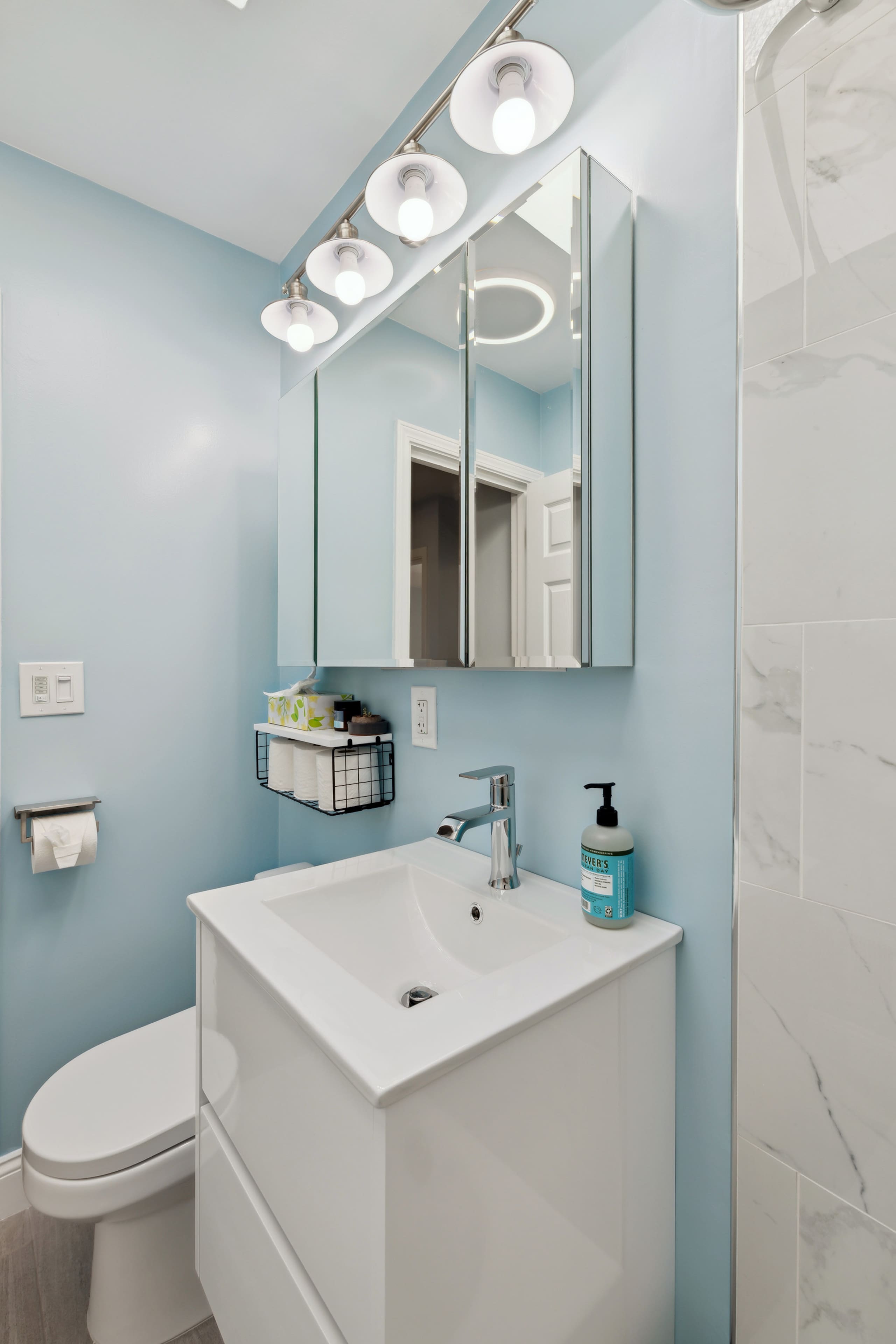 Home in San Francisco · ★4.82 · 3 bedrooms · 3 beds · 2 baths - Image 24
