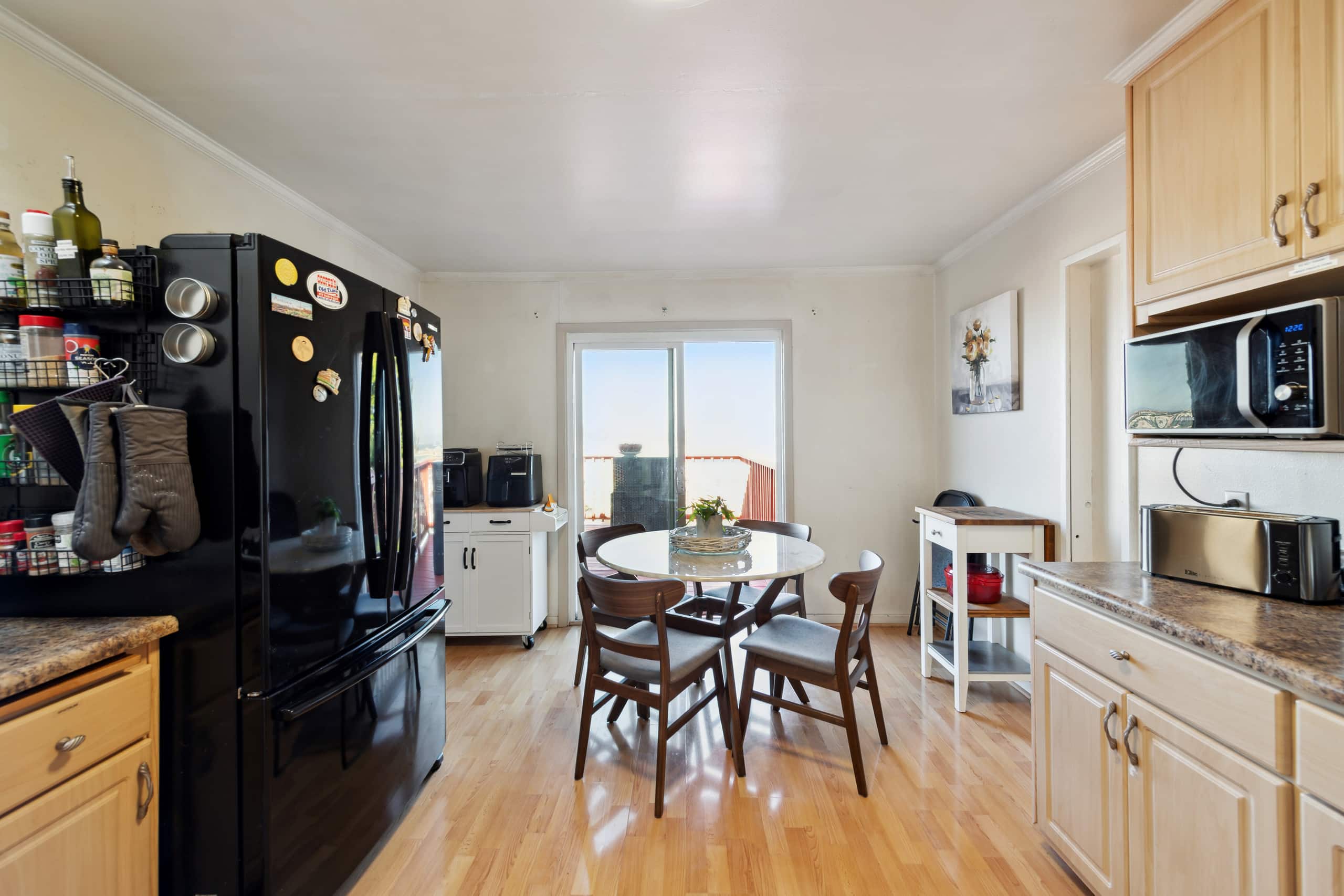 Home in San Francisco · ★4.82 · 3 bedrooms · 3 beds · 2 baths - Image 6