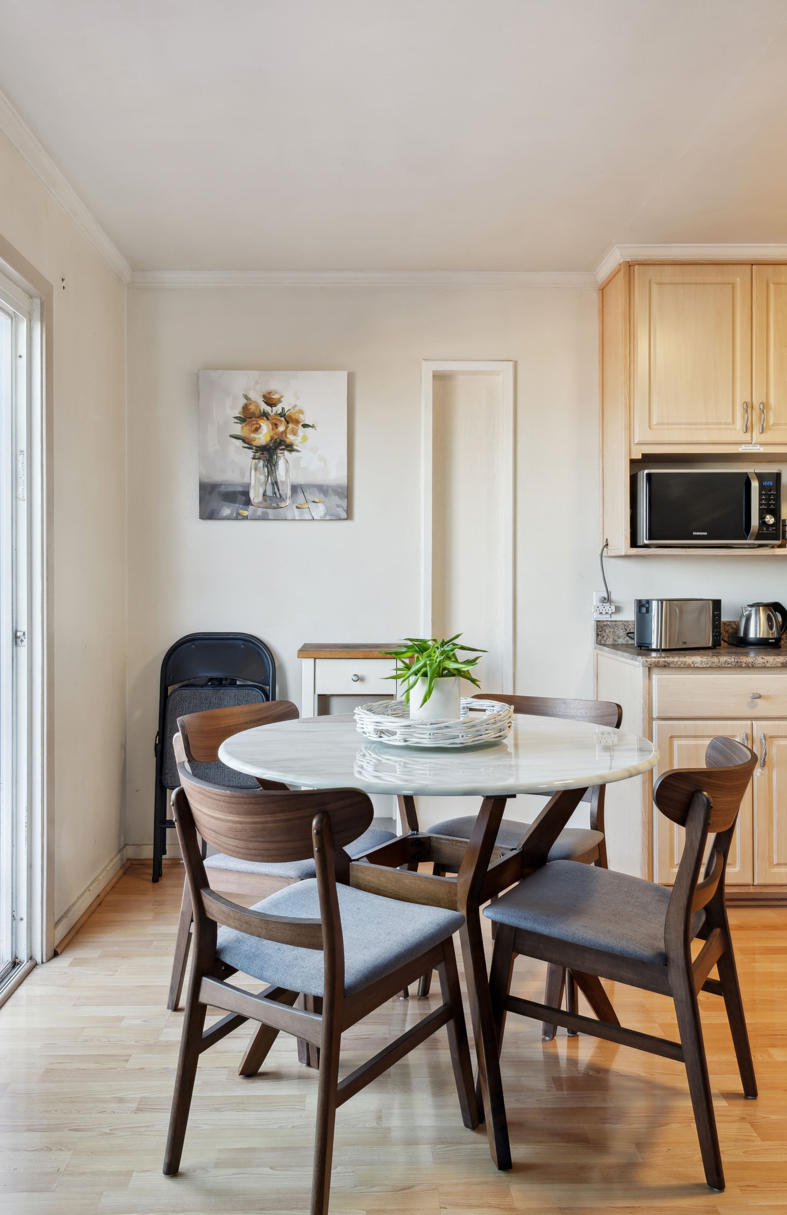Home in San Francisco · ★4.82 · 3 bedrooms · 3 beds · 2 baths - Image 10