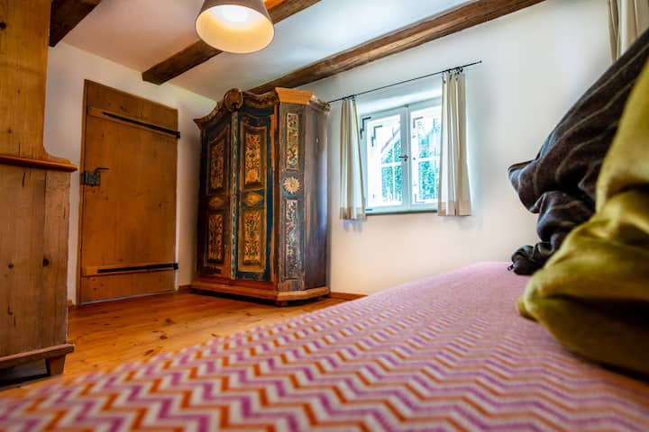 საძინებელი 1