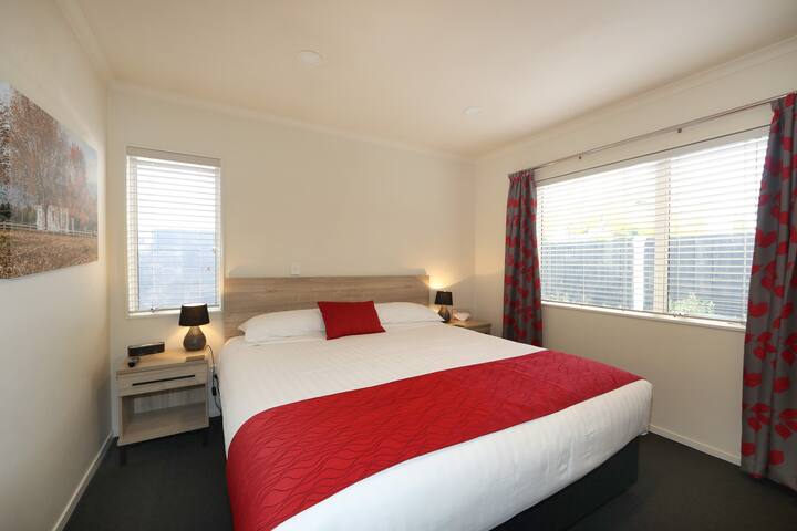 2 bedroom unit, Master bedroom