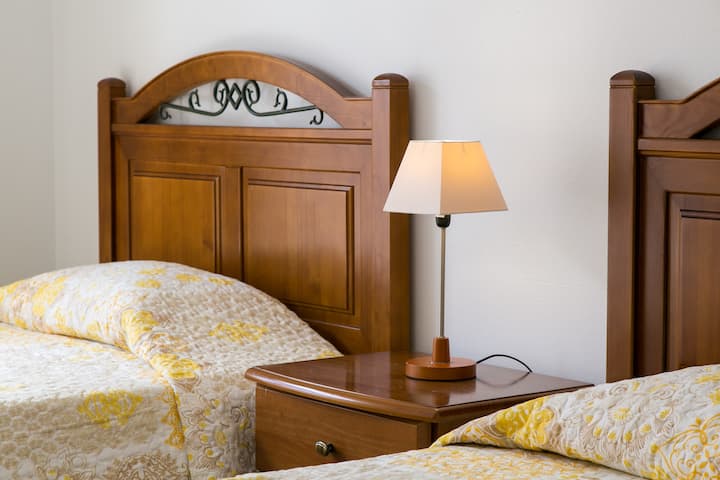 غرفة النوم 2