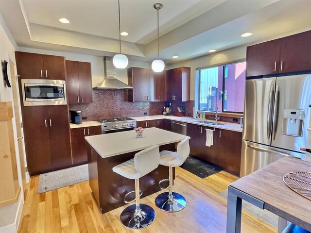 Rooftop Retreat-Modern Townhome in LoHi gallery image 5