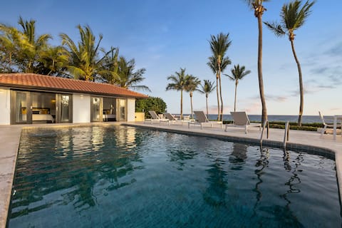 Casa Castle: Pool/Jacuzzi/Panoramic Ocean Views!