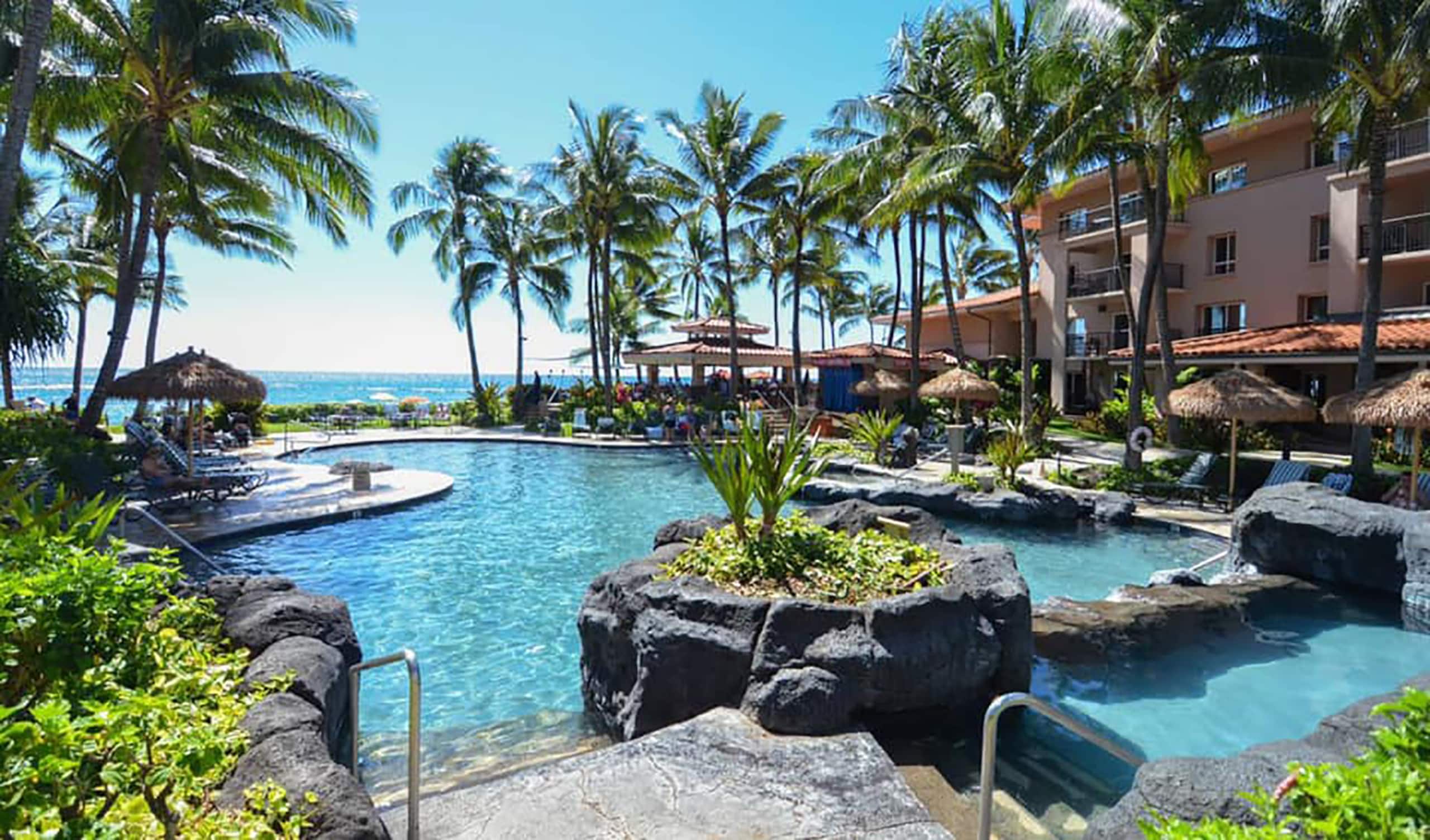 Beachfront Waiohai Club Resort+Premium Amenities - Main photo