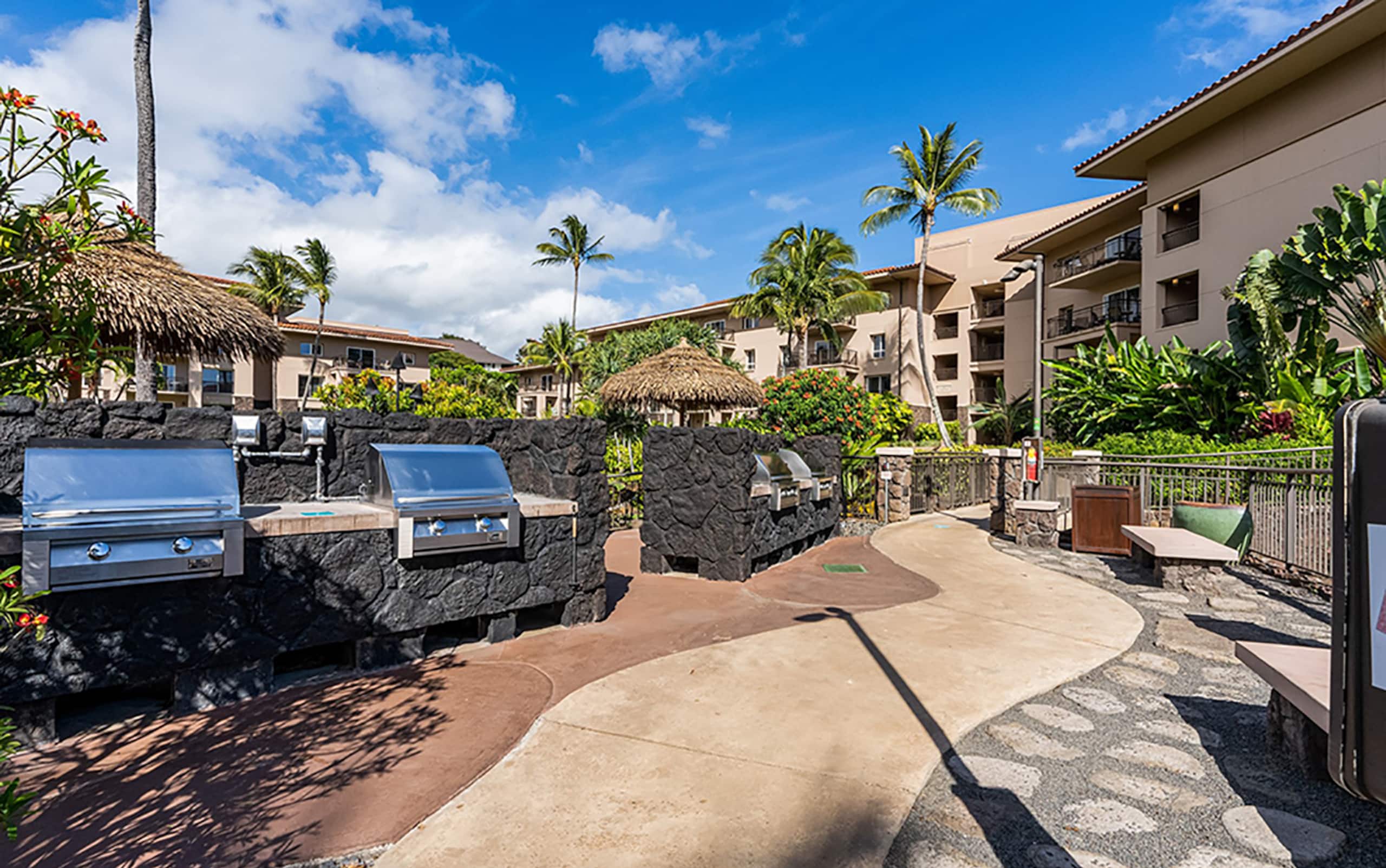 Beachfront Waiohai Club Resort+Premium Amenities - Photo 10