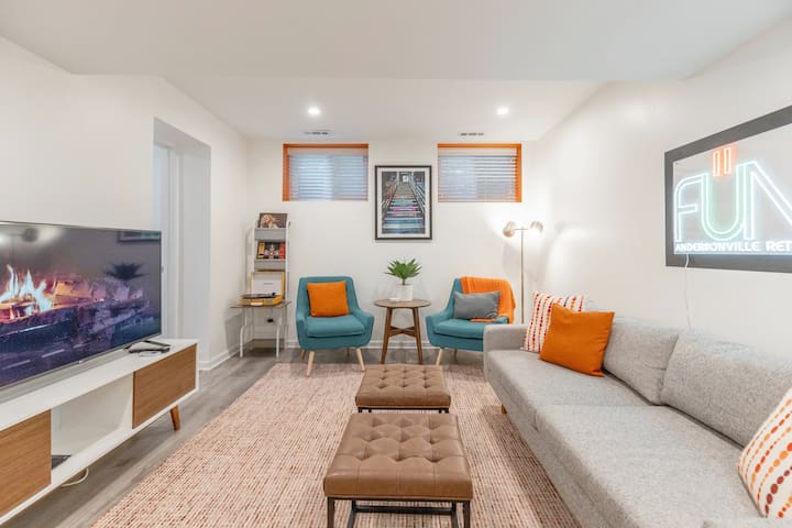 Free street parking – Backyard Oasis