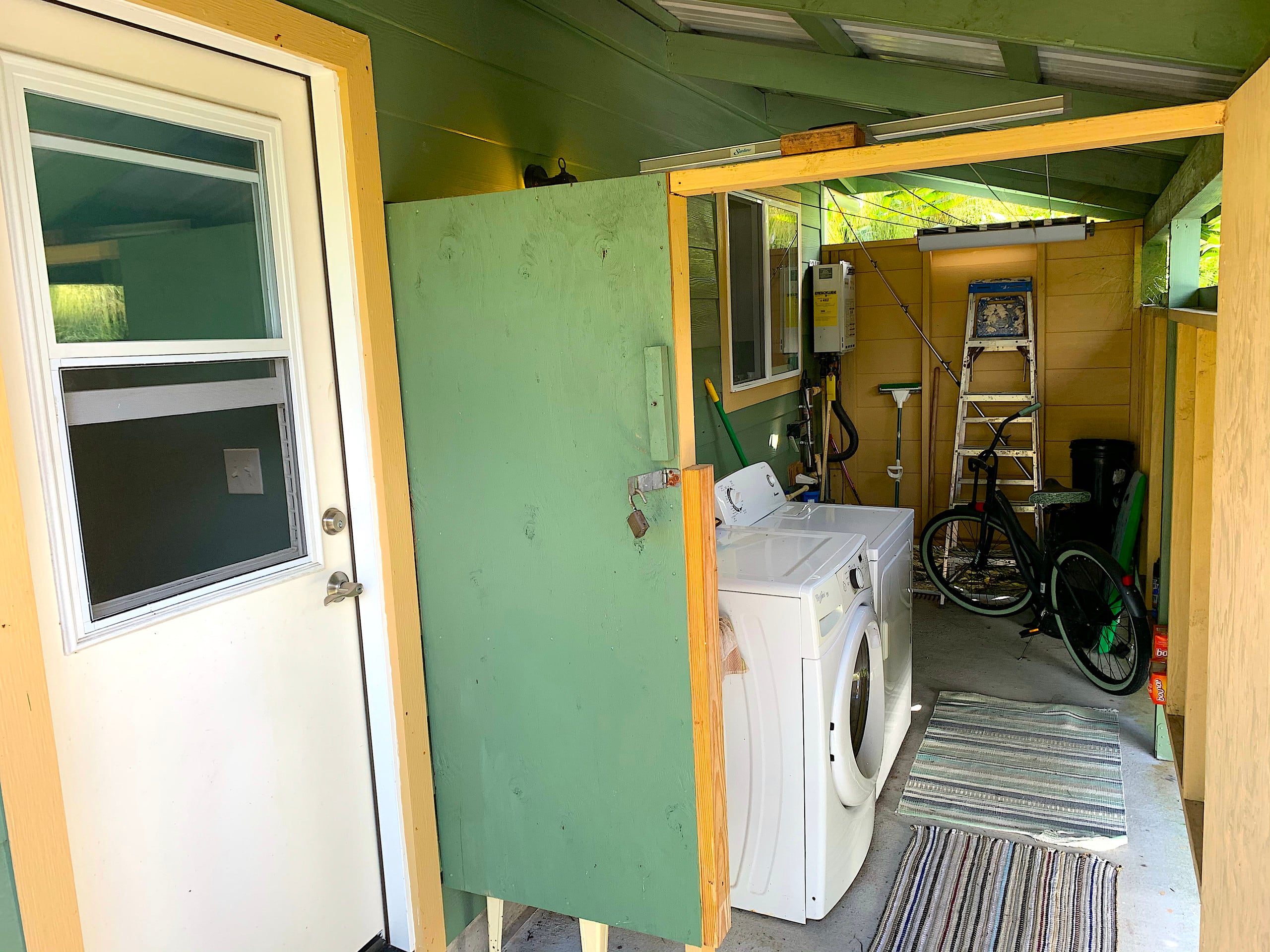 Home in Pahoa · ★4.88 · 1 bedroom · 1 bed · 1 bath - Image 37
