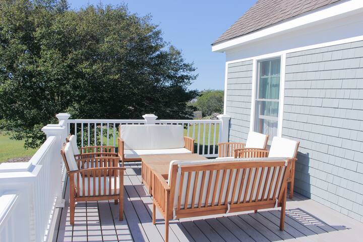 Clean & Newly Renovated 4BR w/Hot tub & AC ❂ gallery image 2