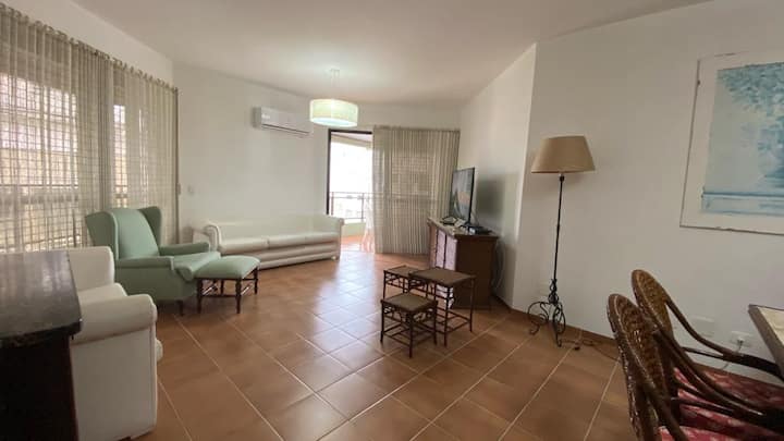Otimo Apto Piscina Aquecida  3 Dorm Wi-fi  2 Vagas - Guarujá