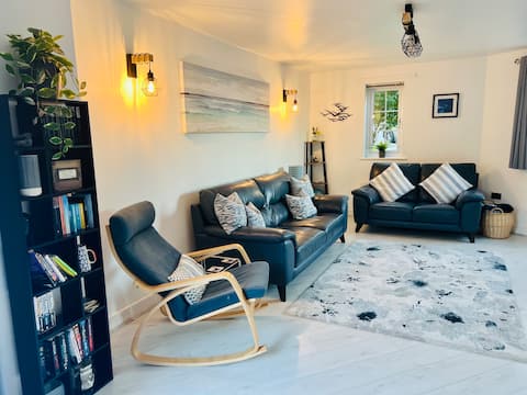 Top performing Airbnb: Little SeaView-3 bed, gated beach, Nr Eden Project in Cornwall