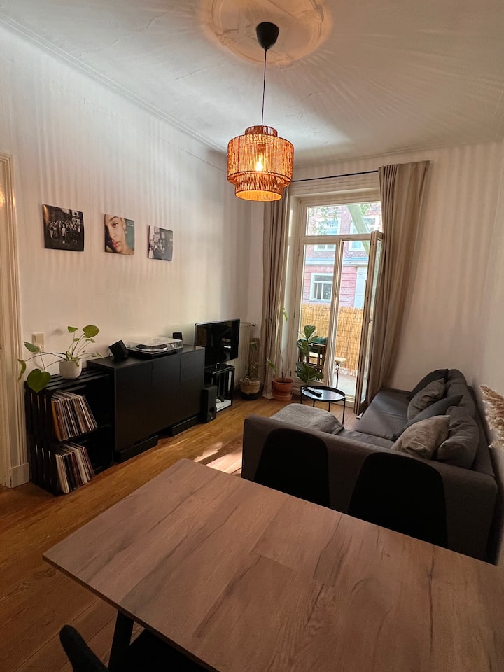 Lovely Flat in the Heart of Hamburg Eimsbüttel Apartments for Rent in