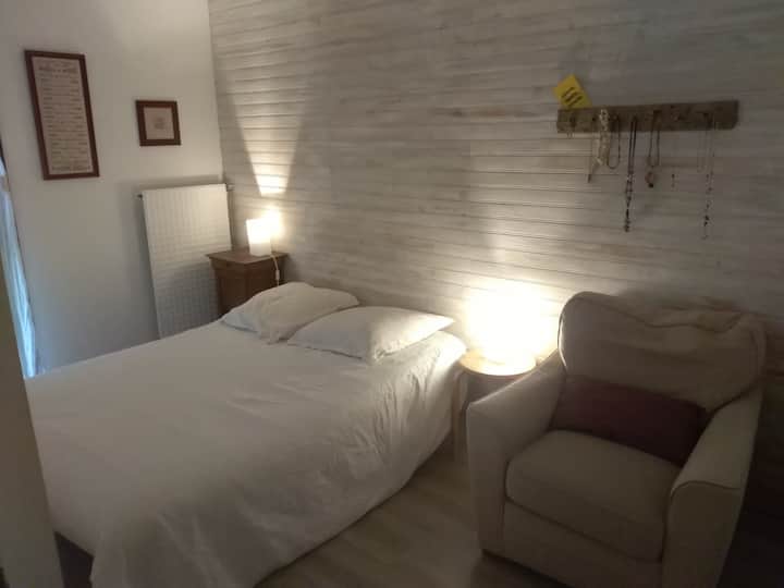 Near the Normandy beaches and Beauregard;) Houses for Rent in