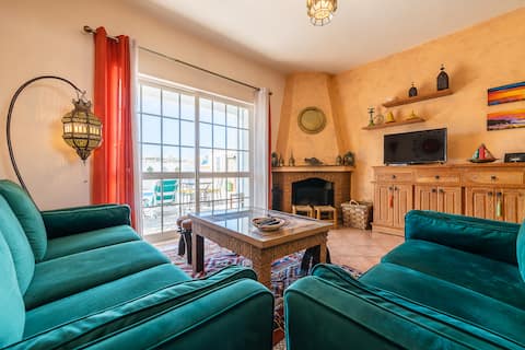 Top performing Airbnb: Villa Galé Sun - Luxury, private pool, AC, wifi in Guia