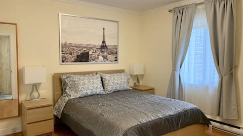 Entire Duplex for groups Private Parking 14 km MTL