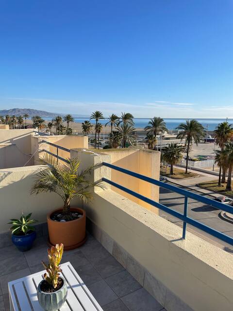 Design | Chill-out | Sea views | Workation