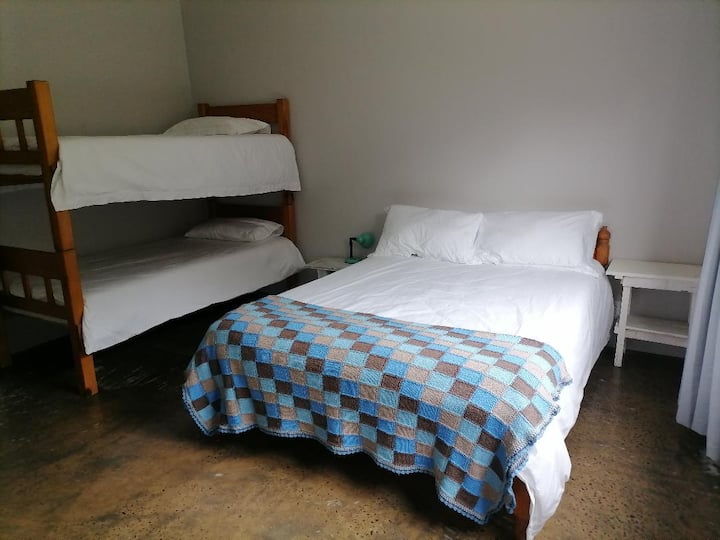 Dormitorio 4