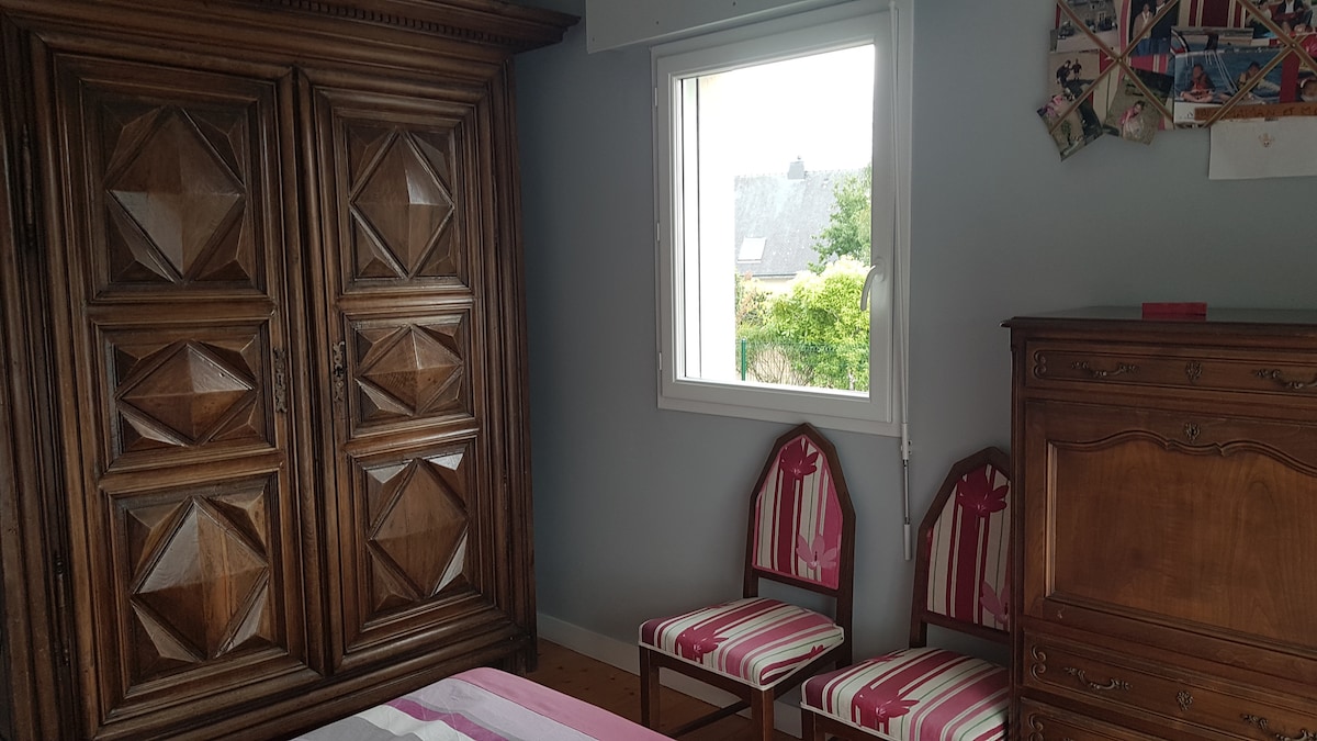 Dhomë në katin përdhe