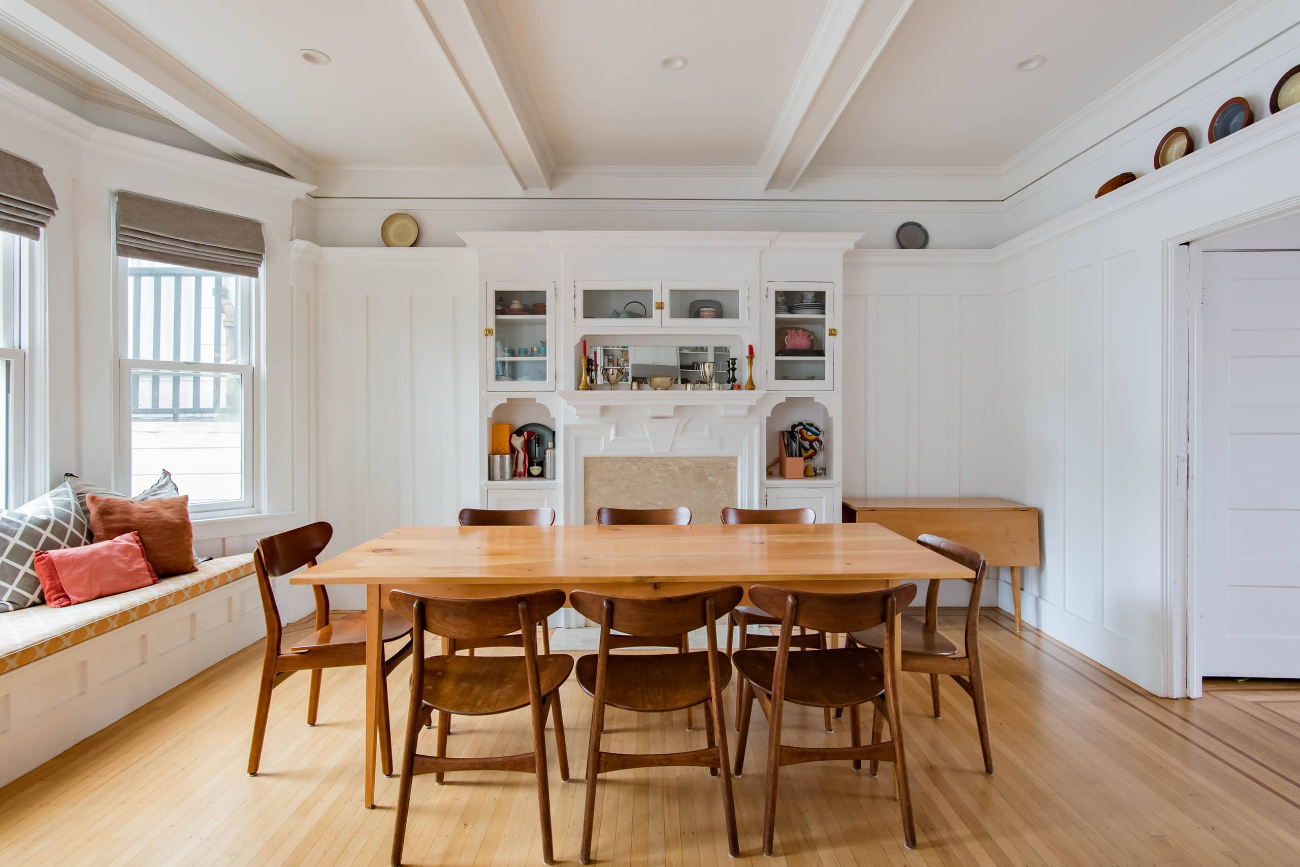 Home in San Francisco · ★4.92 · 4 bedrooms · 5 beds · 2.5 baths - Image 8
