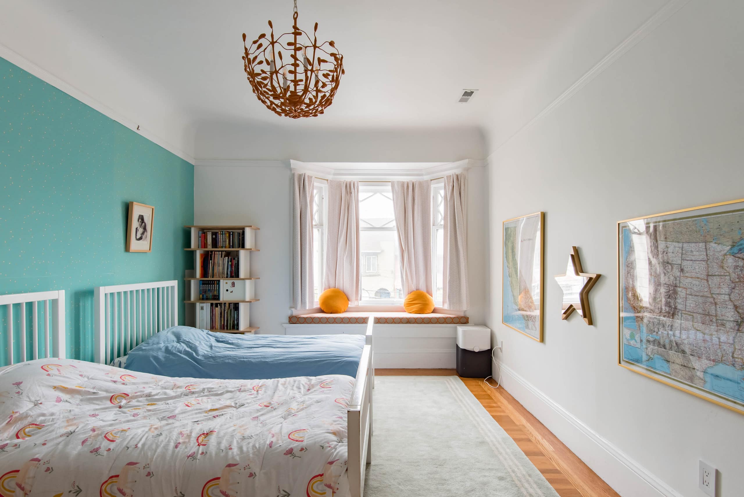 Home in San Francisco · ★4.92 · 4 bedrooms · 5 beds · 2.5 baths - Image 12