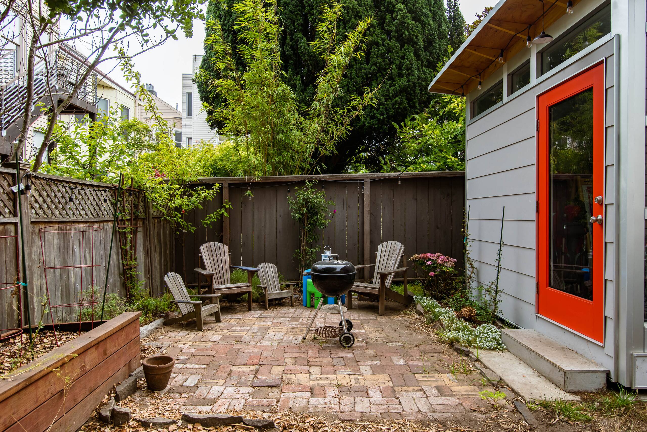 Home in San Francisco · ★4.92 · 4 bedrooms · 5 beds · 2.5 baths - Image 25