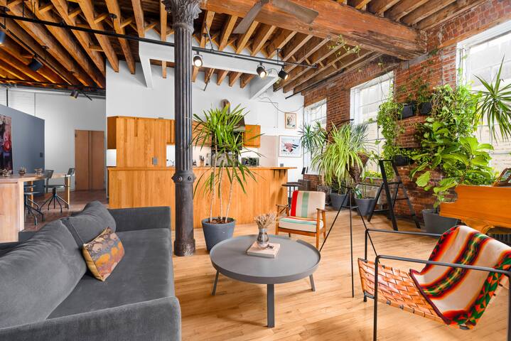 Village dream loft 3500sqft-piano, separate office gallery image 2