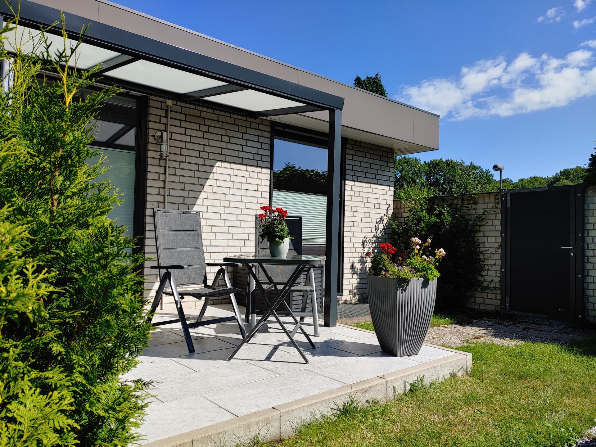 Schönes Apartment Buer Ground Floor Terrace