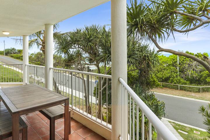 Sun, sand, and surf, Sunrise Beach gallery image 4