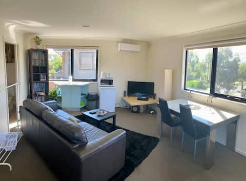 Top Airbnb: Entire Studio with private entrance in Point Cook