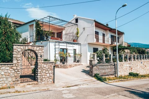 Apartment Gilja 1 & 2 (for 10 persons)