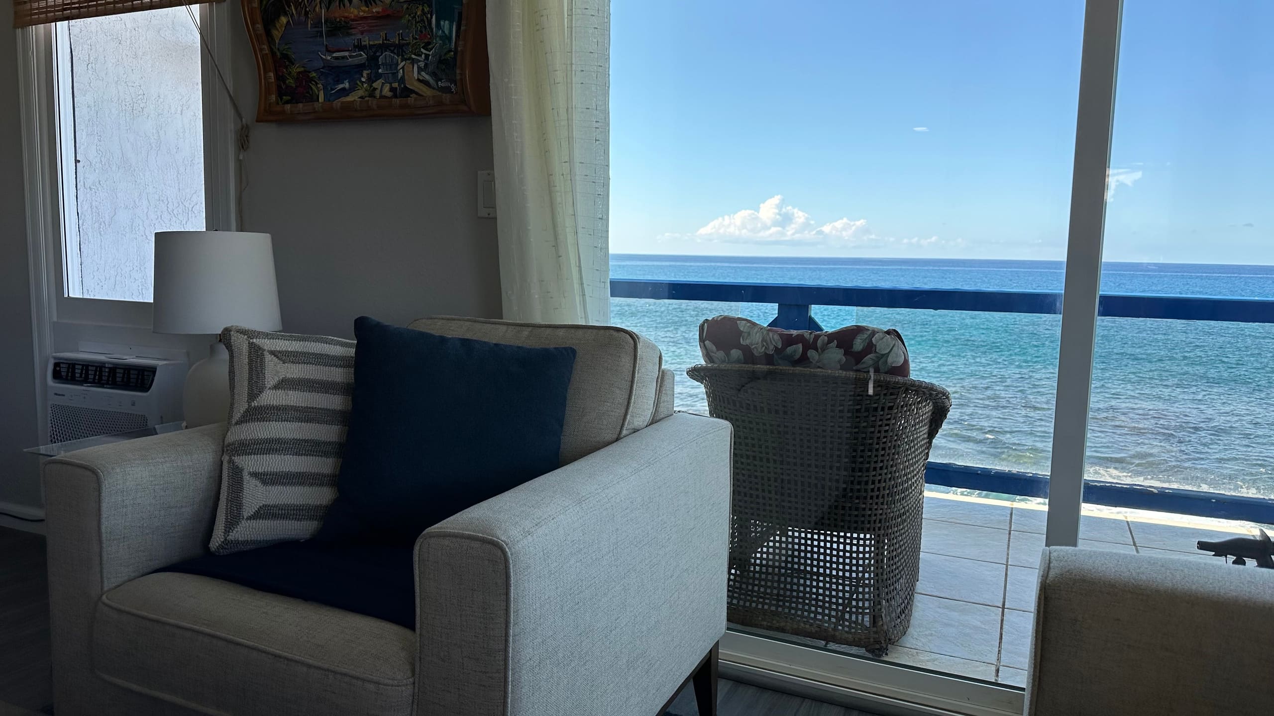 Condo in Kailua-Kona · ★4.68 · 2 bedrooms · 3 beds · 2.5 baths - Image 8