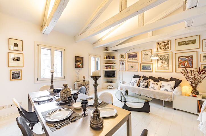 Sole&Luna Residence Design gallery image 4