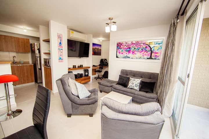 Apt 5star+ac+wifi+parking+gym+pool+greatviews - Cali