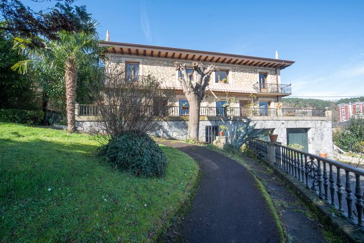 Casa Señorial Sasueta gallery image 2