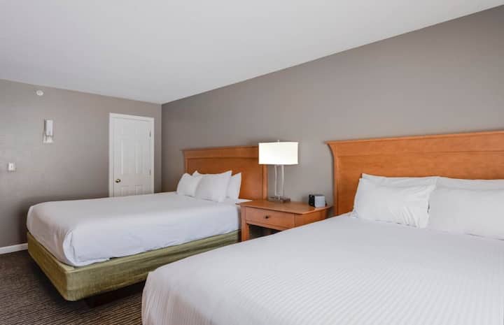 2 кралици 2 - ра спалня