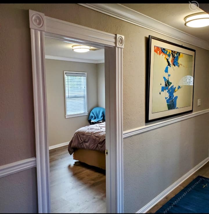 Შესასვლელი თქვენს ოთახში