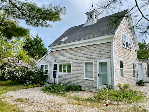 The Sea Captain's Carriage House