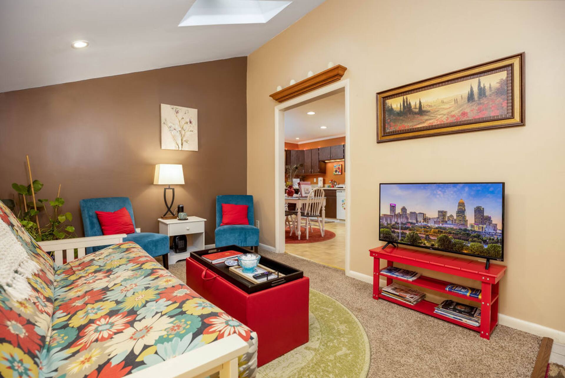 Fabulous Fourth Ward Flat * 1BR Historic Charlotte — photo 5