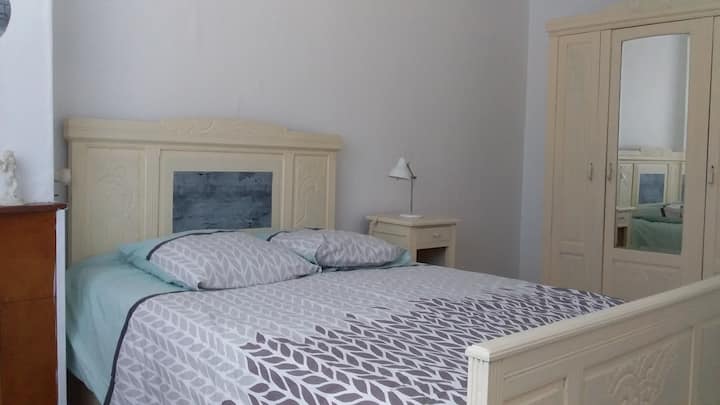 غرفة النوم 1