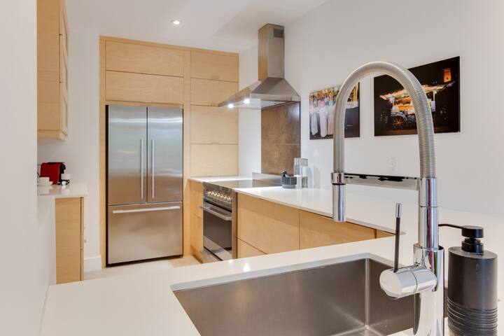 Modern Luxury Design gallery image 5