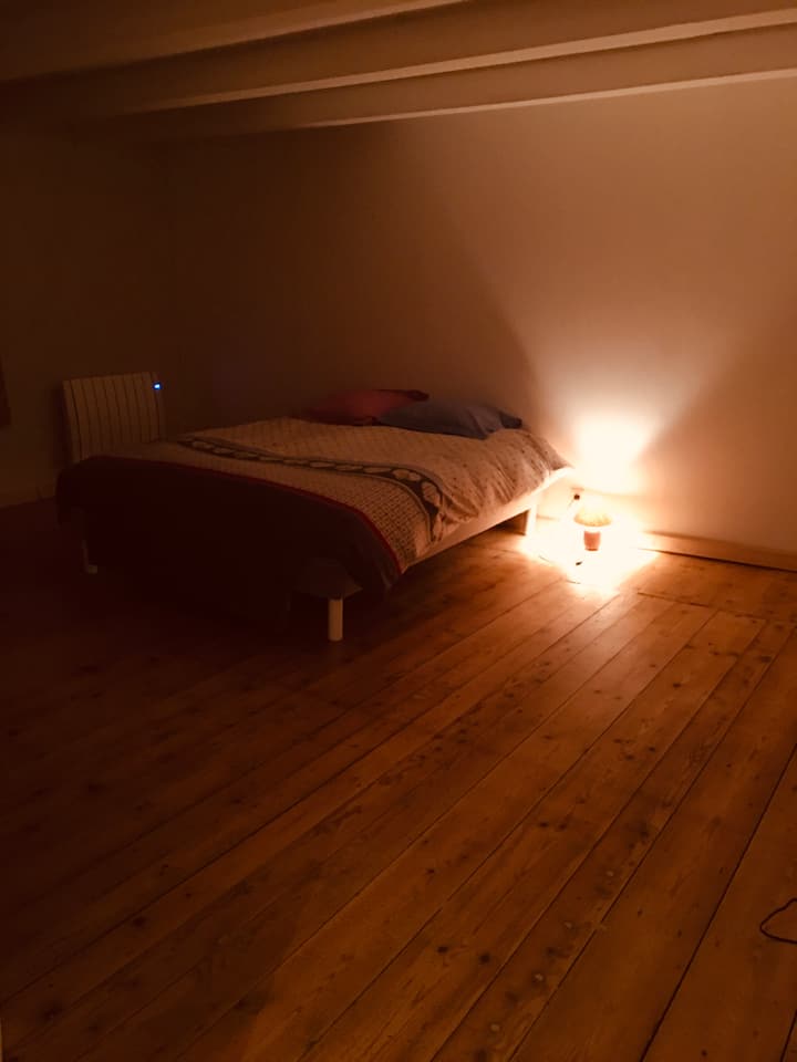 غرفة النوم 1 (20 مترًا مربعًا): سرير 160