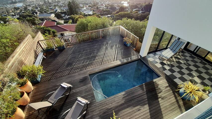 ✱Vacation Rental*Luxury Modern House✱ Cape Town gallery image 2
