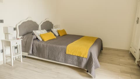 DOMUS ROSADA for 8 people in Bardolino