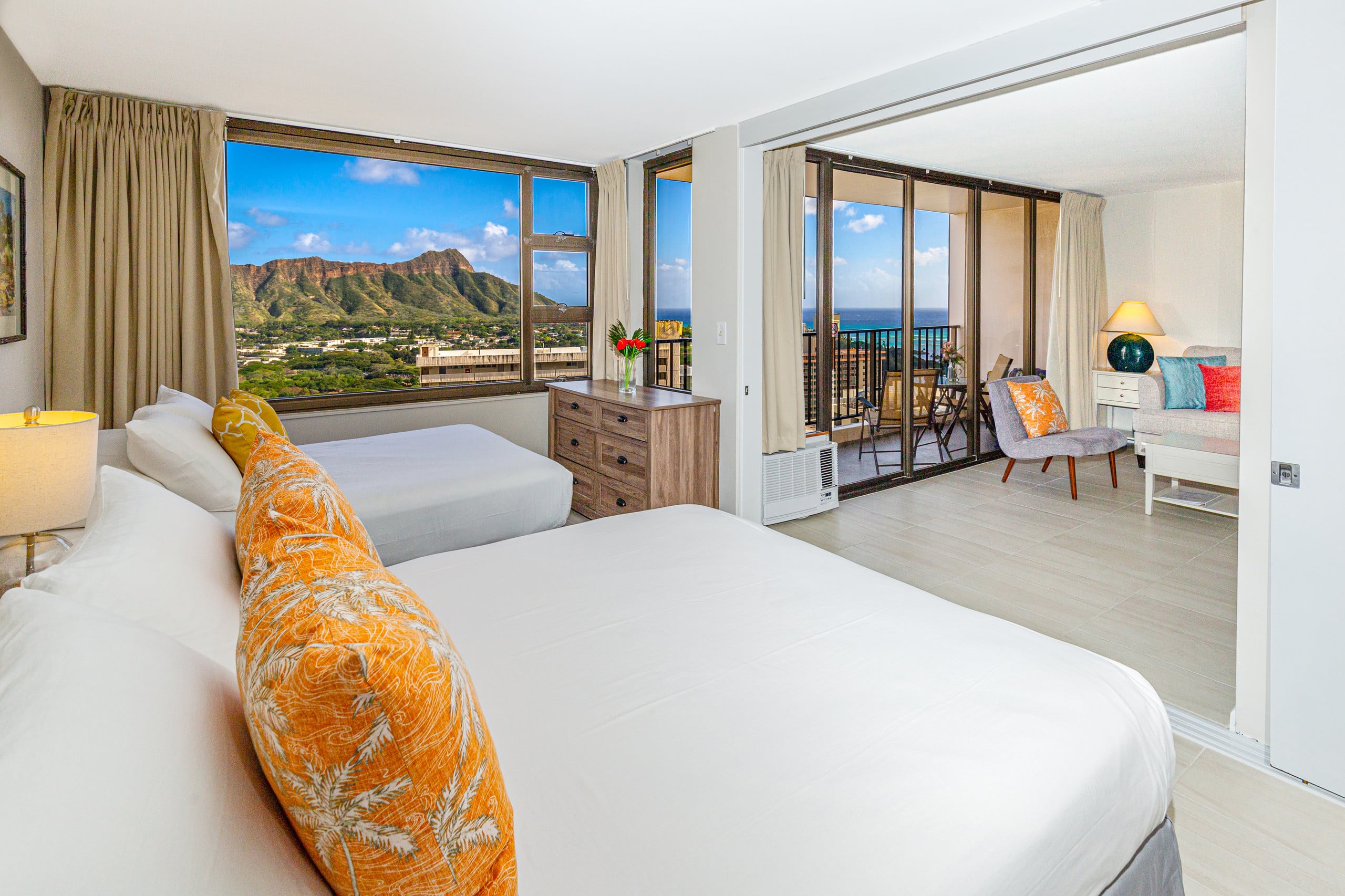 Condo in Honolulu · ★4.78 · 1 bedroom · 3 beds · 1 private bath - Image 1
