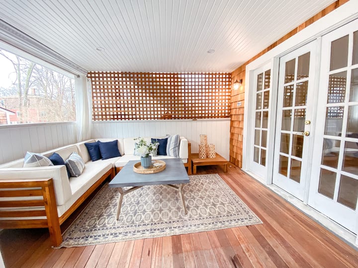 Narragansett Bay Vacation Rentals & Homes Portsmouth, RI Airbnb