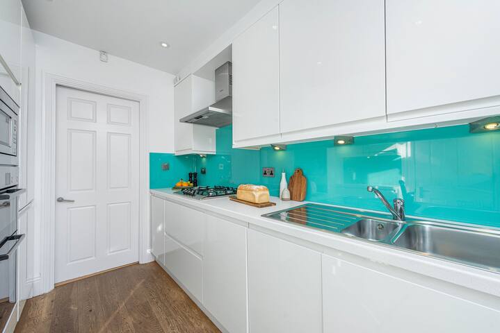 Mayfair Green Park serviced apartment gallery image 5