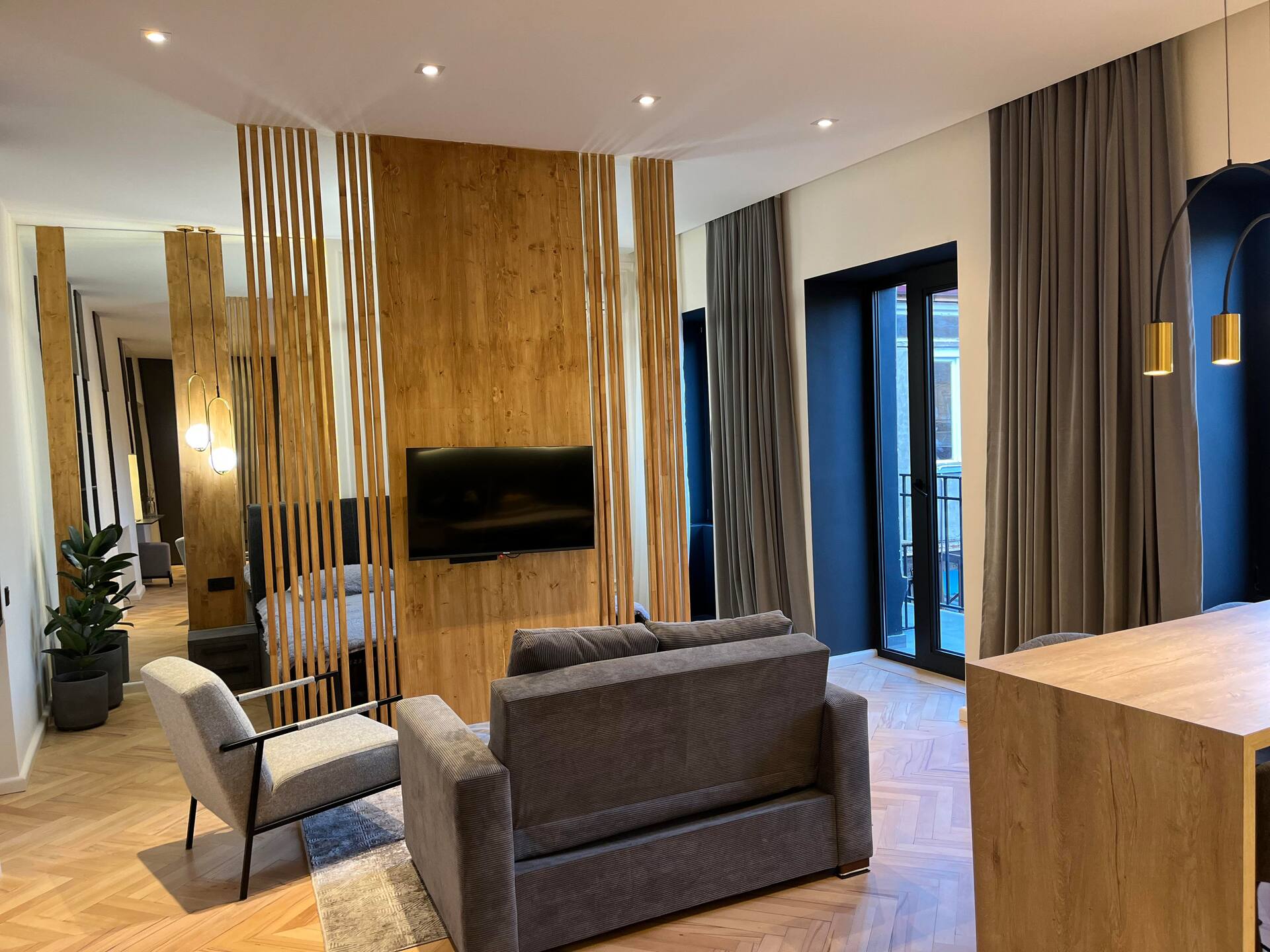 City Center Apartment